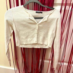 brandy melville white long sleeve sweater button up